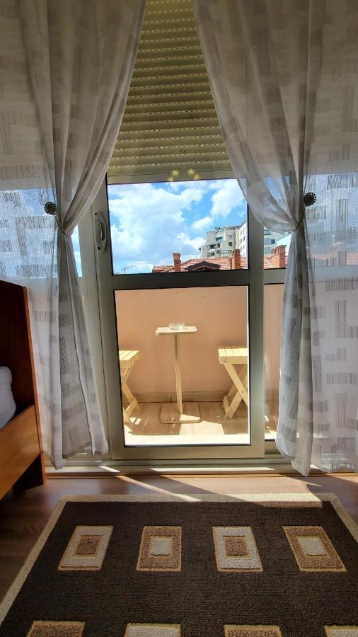 Metropolitan Apartments - City Center ティラナ エクステリア 写真